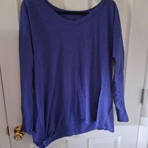 Women's V-Neck Long Sleeve Tee in Blue